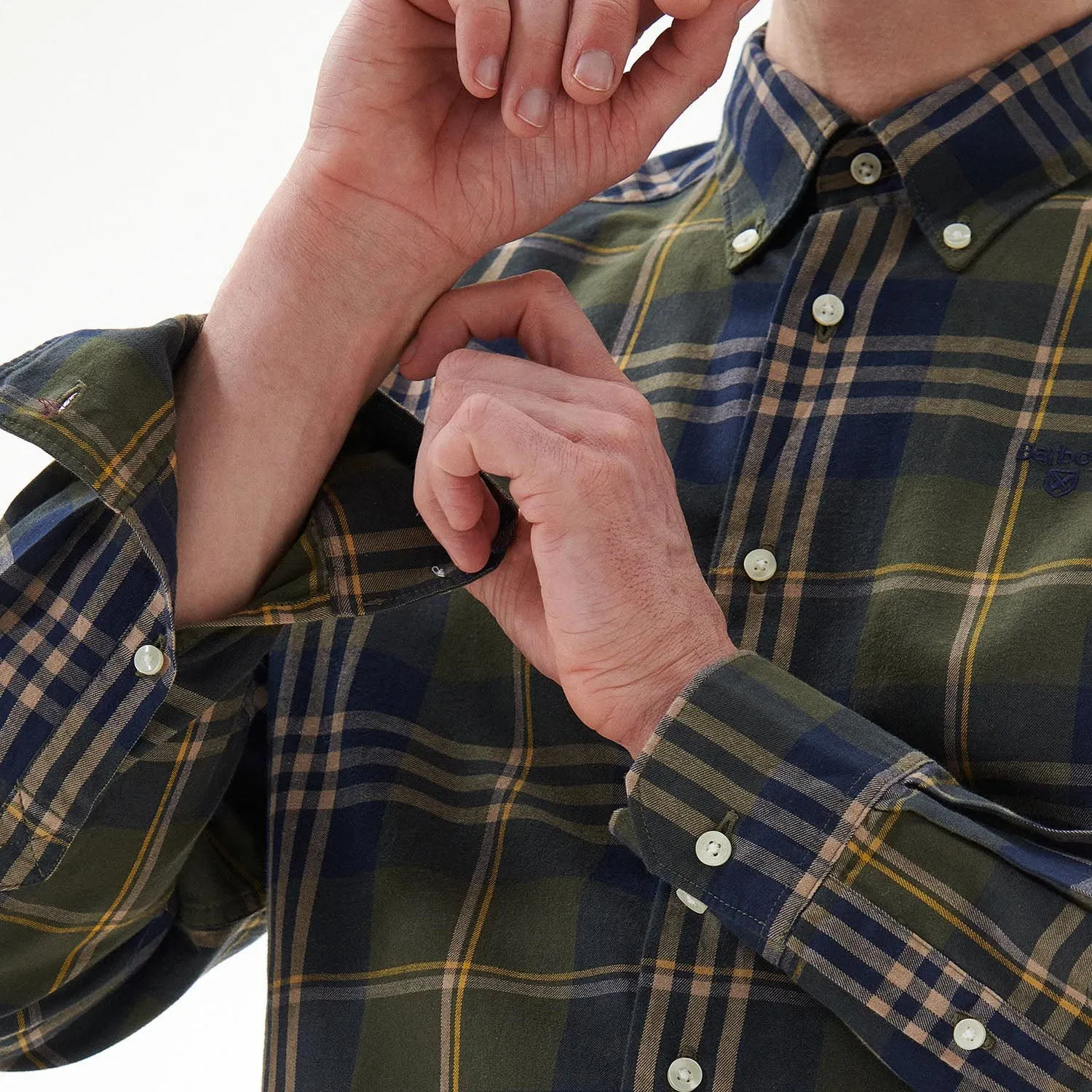 Barbour Men's Edgar Tailored Fit Shirt in Olive