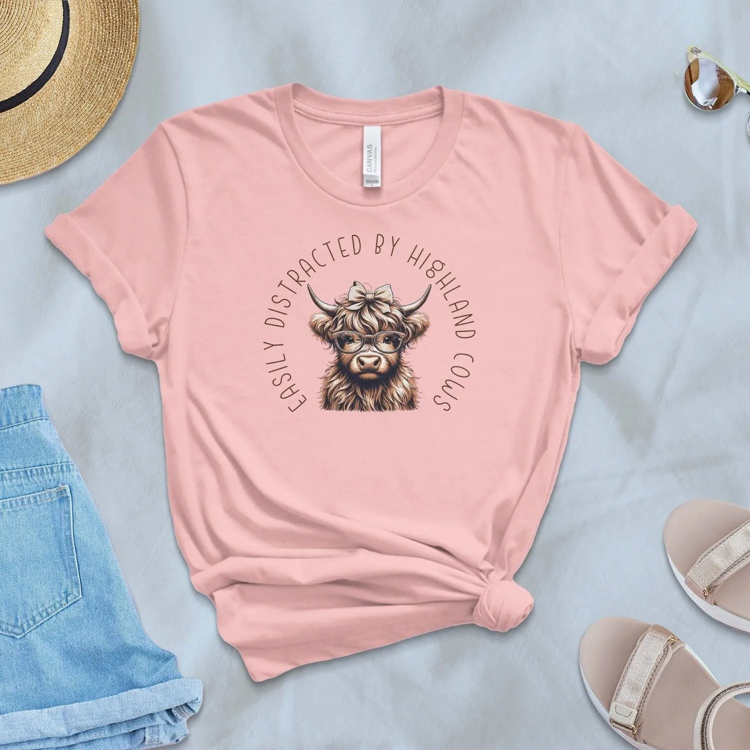 Easily Distracted by Highland Cow Shirt, Easily Distracted Cows, Cute Farm Animal Graphic Tee, Funny Cow T-Shirt, Humorous Saying Sweatshirt