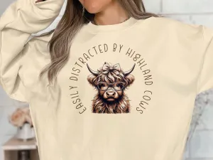 Easily Distracted by Highland Cow Shirt, Easily Distracted Cows, Cute Farm Animal Graphic Tee, Funny Cow T-Shirt, Humorous Saying Sweatshirt