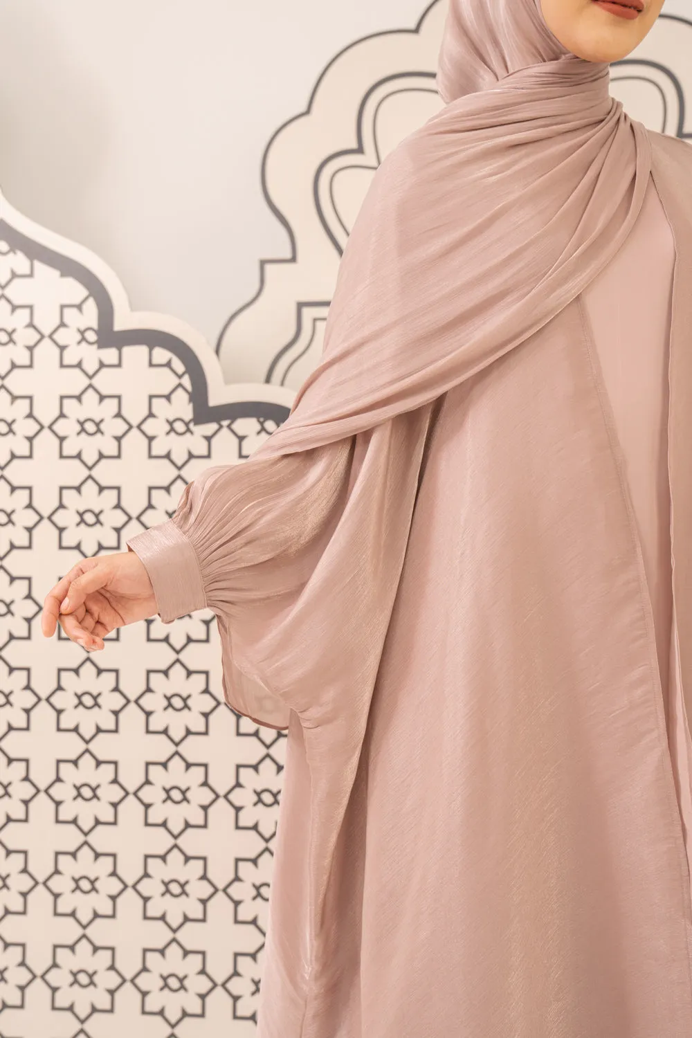 Fiona Dress (Minor) Whisper Taupe