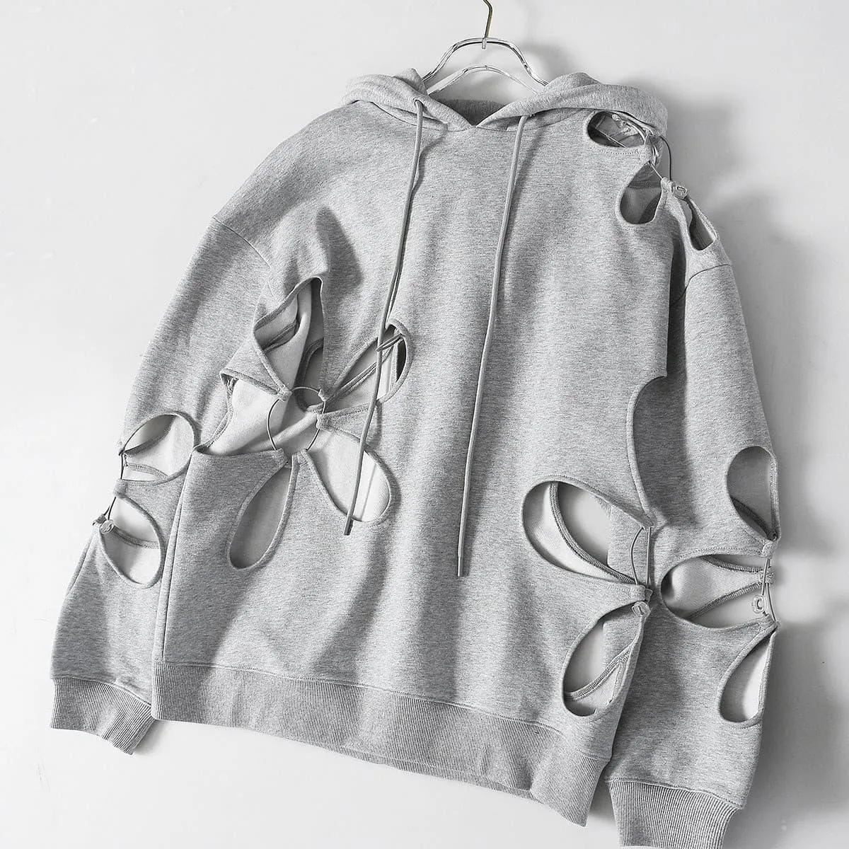Hollow petal cutout hooded loose casual chandal