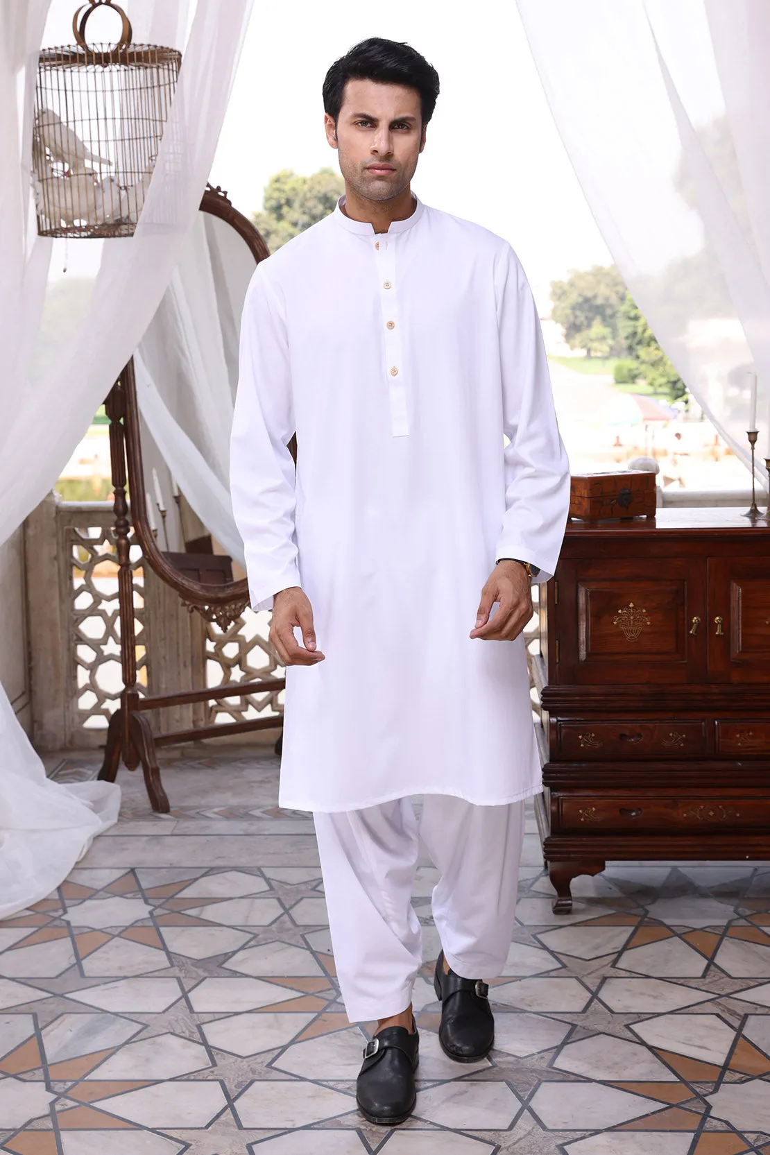 PM-1511 Suit White