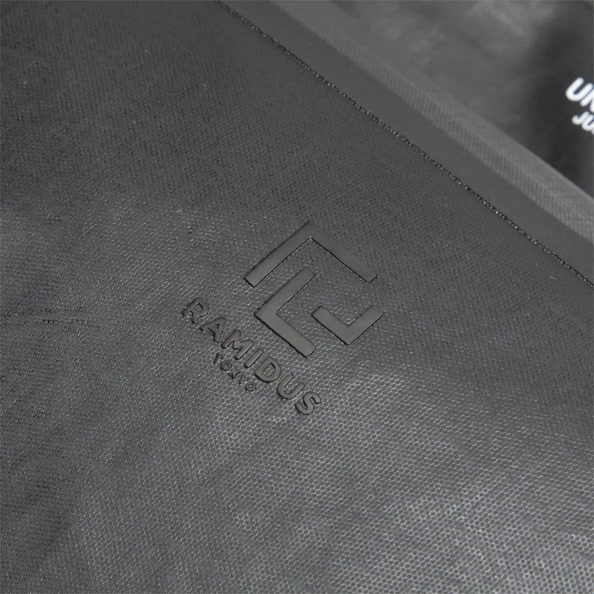 UCZ4B06 BAG