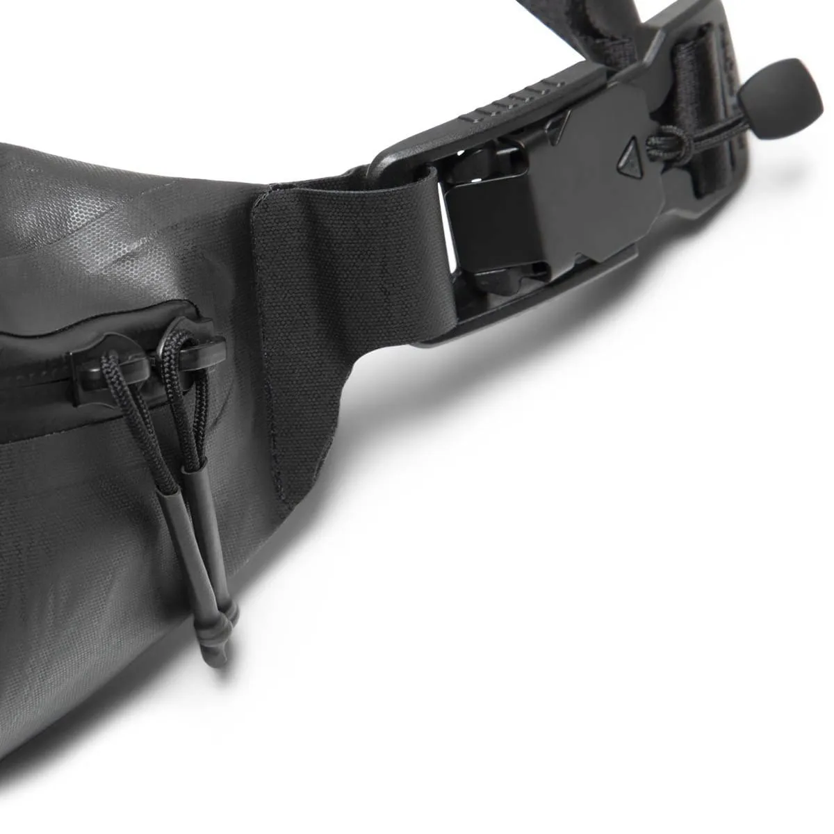 UCZ4P01 POUCH