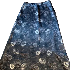 We too floral y2k early 2000s maxi skirt size 9